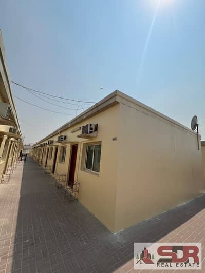 Labour Camp for Rent in Al Sajaa, Sharjah - c1868ea3-4b6b-4a2d-90c4-0f25b65a0943. jpg Labour Camp for Rent in Al Sajaa, Sharjah - c1868ea3-4b6b-4a2d-90c4-0f25b65a0943. jpg