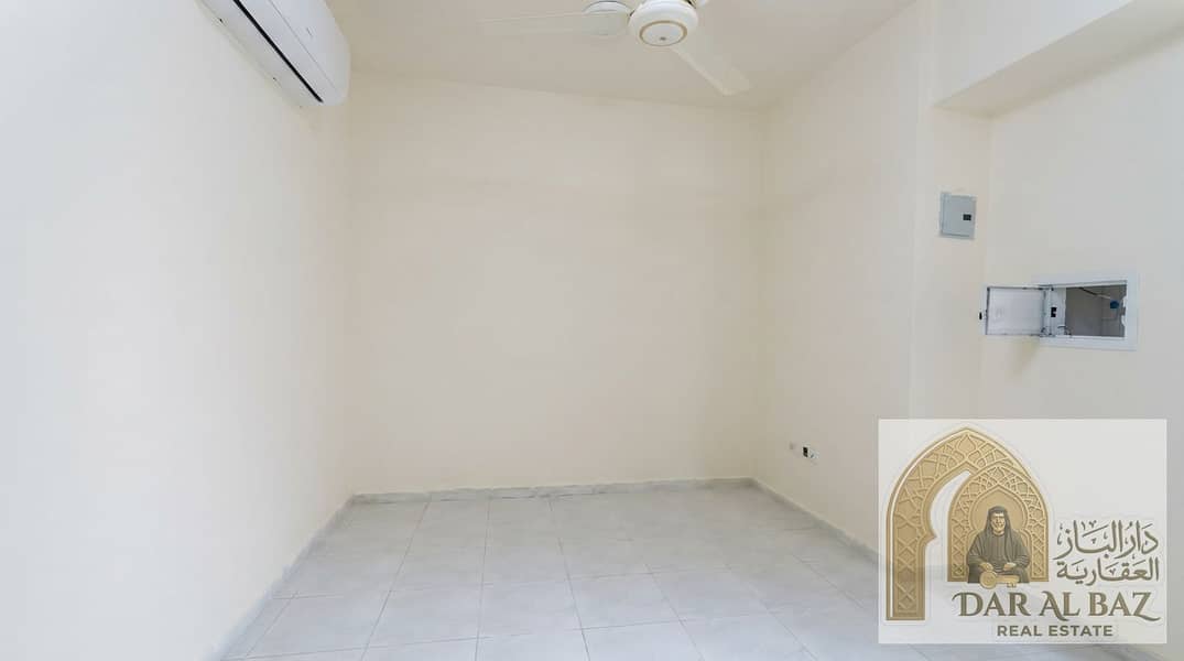 2 Real_estate_photo_enhancement_in…_20260922001046. jpeg