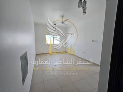 1 Bedroom Apartment for Rent in Al Qulayaah, Sharjah - apartment-for-rent-1-bedroom-alqlyaa-alsharqh-property-01. jpg 1 Bedroom Apartment for Rent in Al Qulayaah, Sharjah - apartment-for-rent-1-bedroom-alqlyaa-alsharqh-property-01. jpg