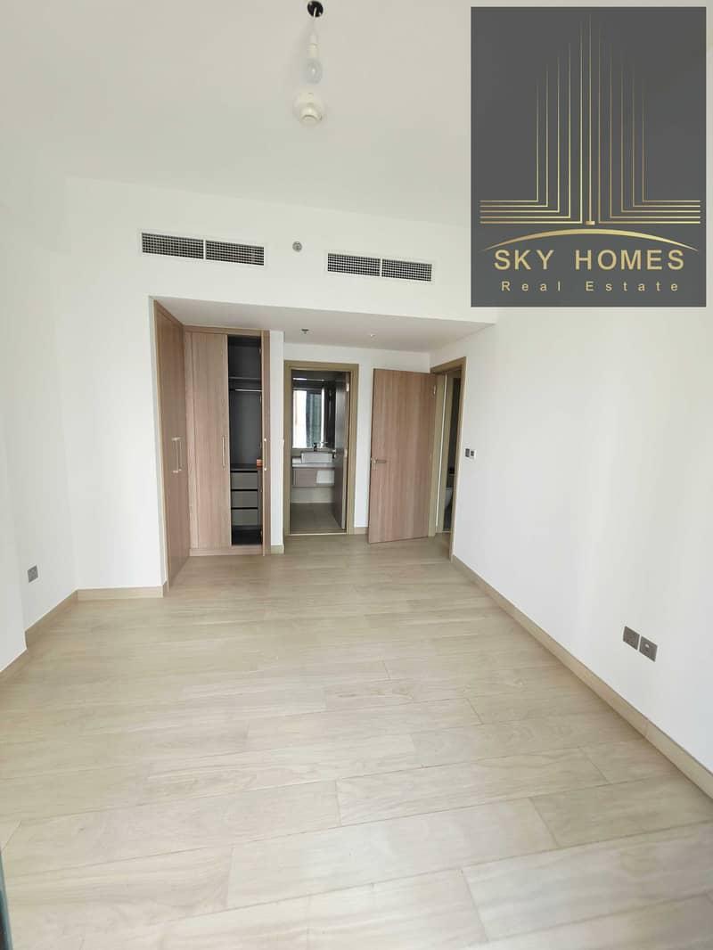 6 100291. jpg