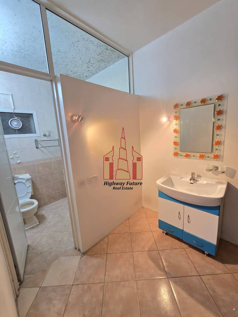 7 93940. jpg