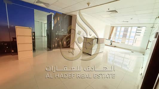 Office para en Alquiler en Al Khan, Sharjah - WhatsApp Image 2026-09-26 at 7.24. 12 PM. jpeg