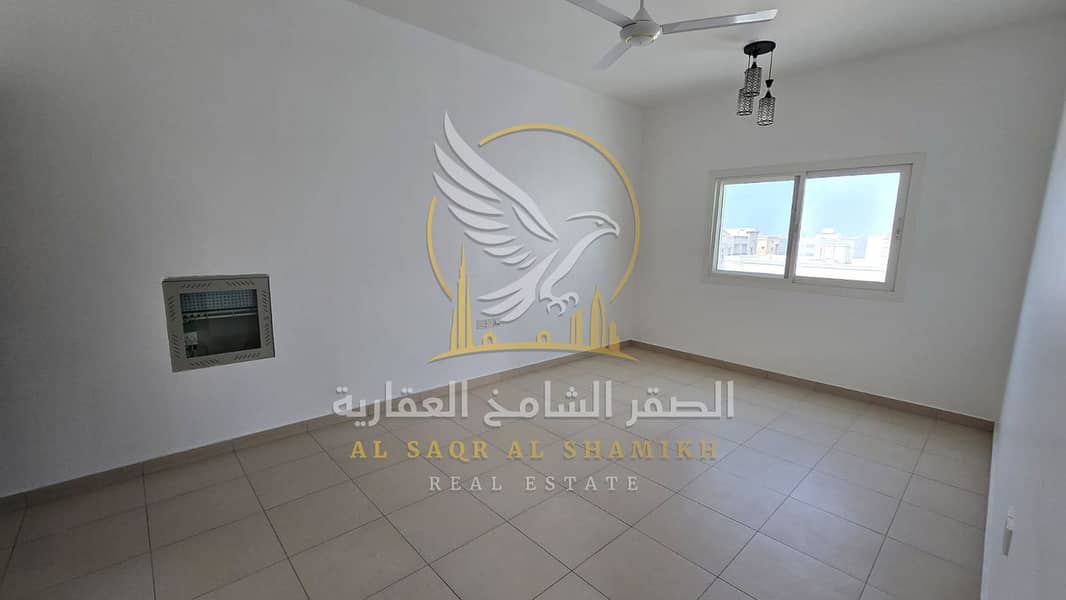3 shqa-for-rent-1-bedroom-alqlyaa-alsharqa-living-room-03. jpg