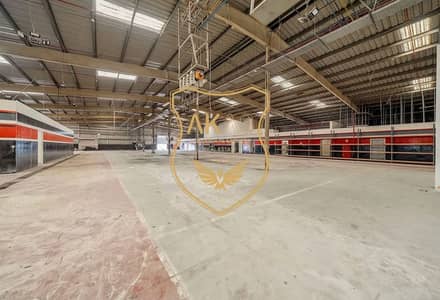 Warehouse for Rent in Al Quoz, Dubai - Gemini_Generated_Image_ie6q4iie6q4iie6q. jpg