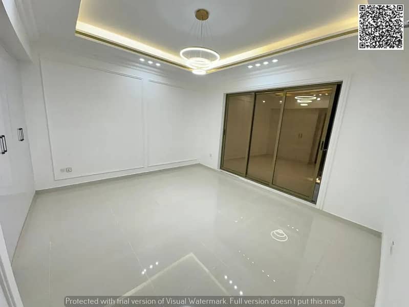 24 866827837-1066x800. webp