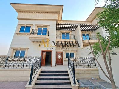 4 habitaciones Villa para en Alquiler en Al Tay East, Sharjah - 51452ea3-139c-4dd0-8a59-282c4c6bed31. jpg