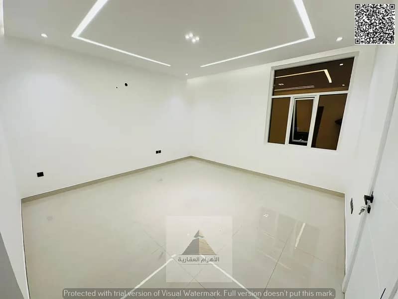 18 869016182-1066x800. webp