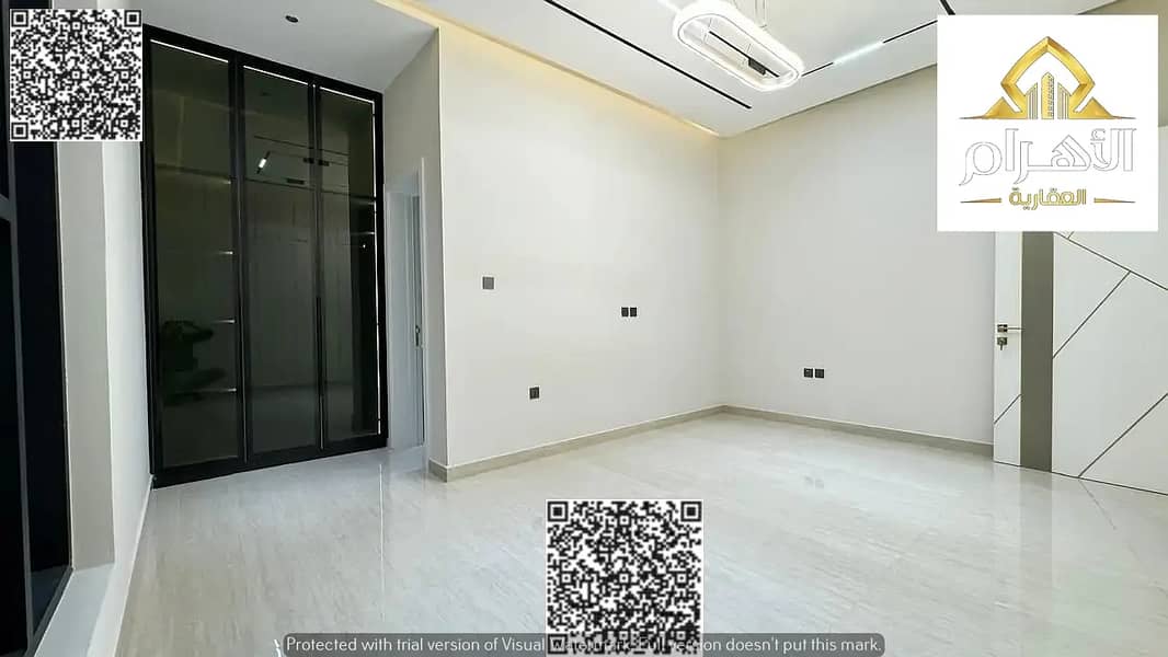 28 865295607-1066x800. webp