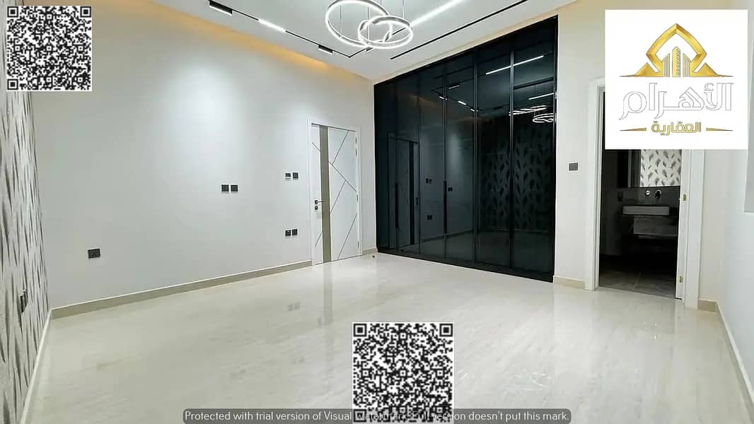 32 865295611-1066x800. webp