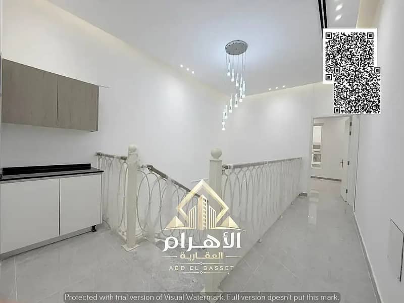 8 865757238-1066x800. webp