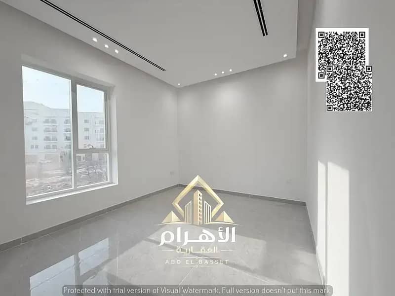15 865757245-1066x800. webp