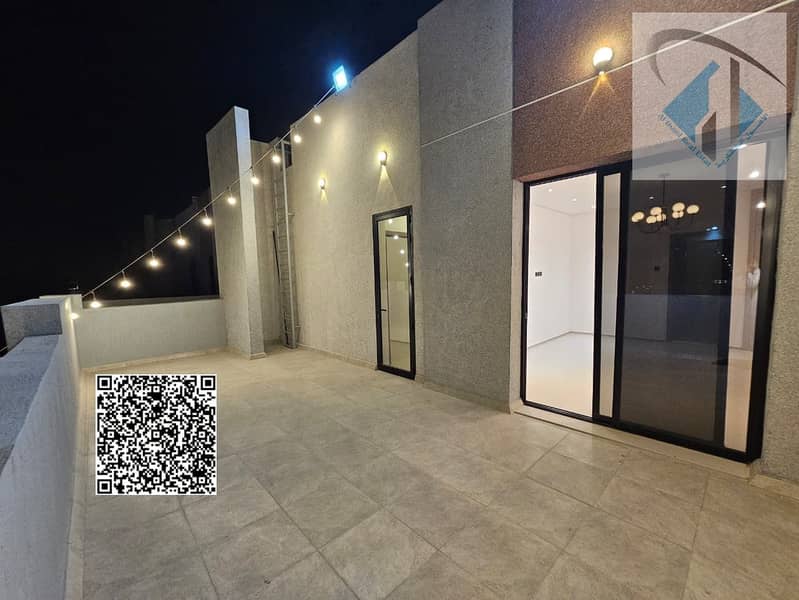 18 batch_44ff6060-9e67-4fac-8e92-ecdecaf29ae4. jpg