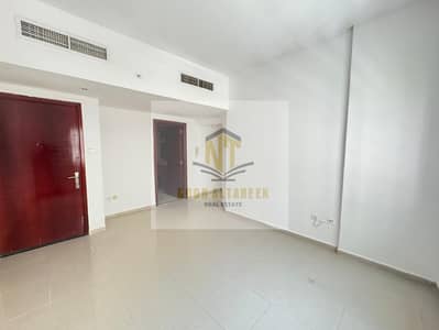 1 Schlafzimmer Wohnung zum Miete in Al Khan, Sharjah - WhatsApp Image 2026-09-27 at 11.40. 43 (2). jpeg 1 Schlafzimmer Wohnung zum Miete in Al Khan, Sharjah - WhatsApp Image 2026-09-27 at 11.40. 43 (2). jpeg