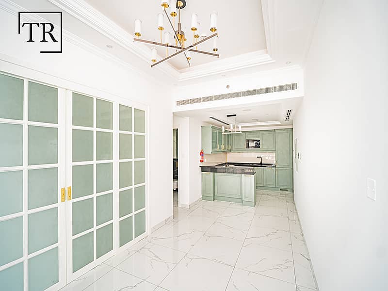 Quality Finishes |Spacious| Butterfly Garden View Quality Finishes |Spacious| Butterfly Garden View