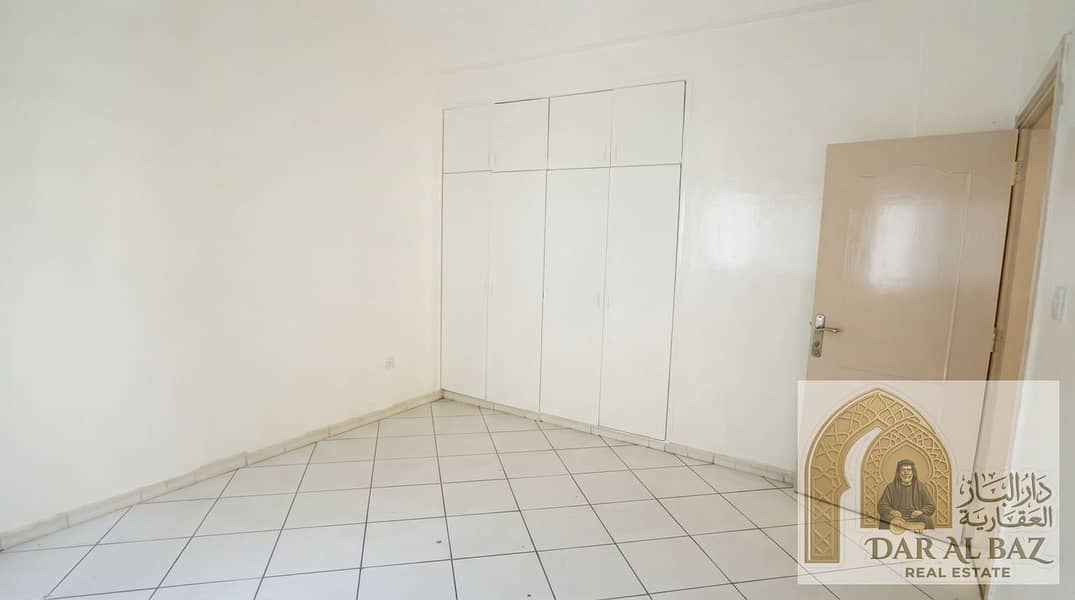10 Real_estate_photo_enhancement_in…_20260927022303. jpg