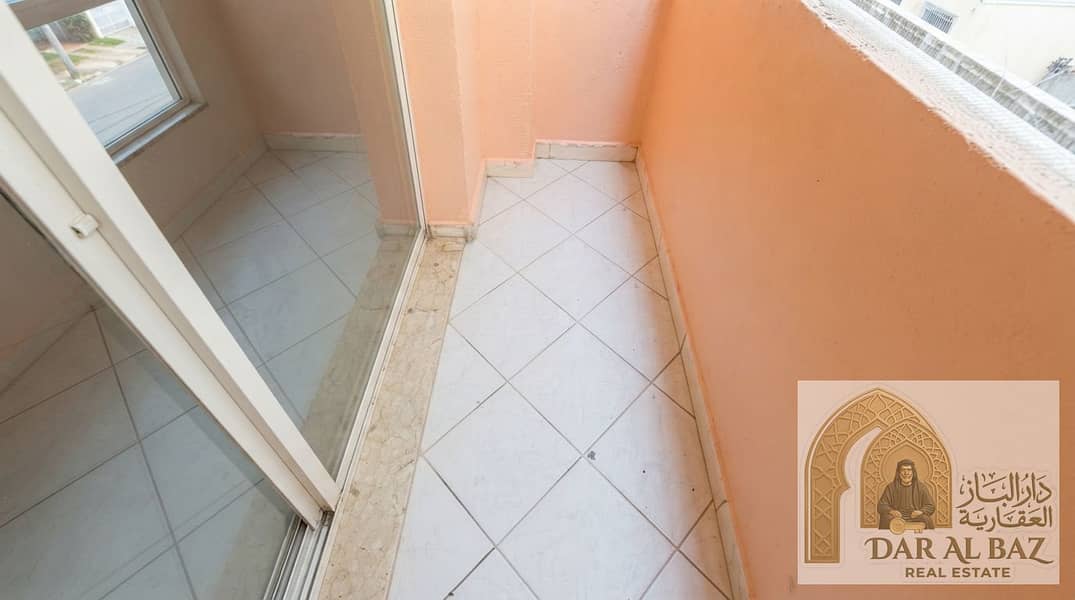 12 Real_estate_photo_enhancement_in…_20260927024326. jpg