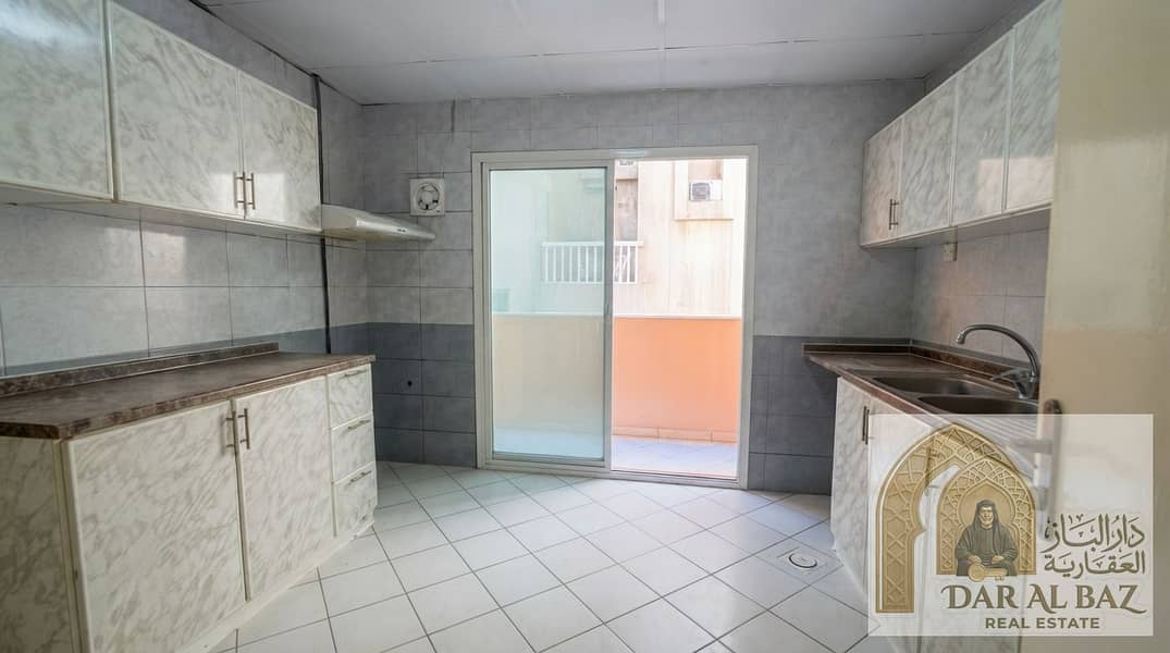 14 Real_estate_photo_enhancement_in…_20260927024430. jpg
