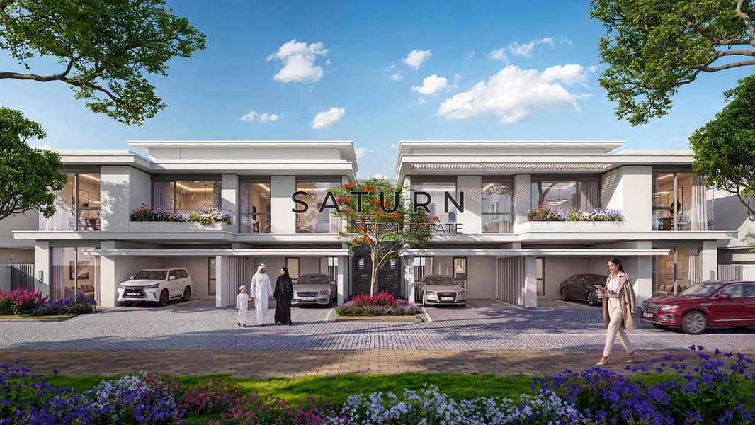 5 azizi-florence-townhouse-frontage-family. jpg