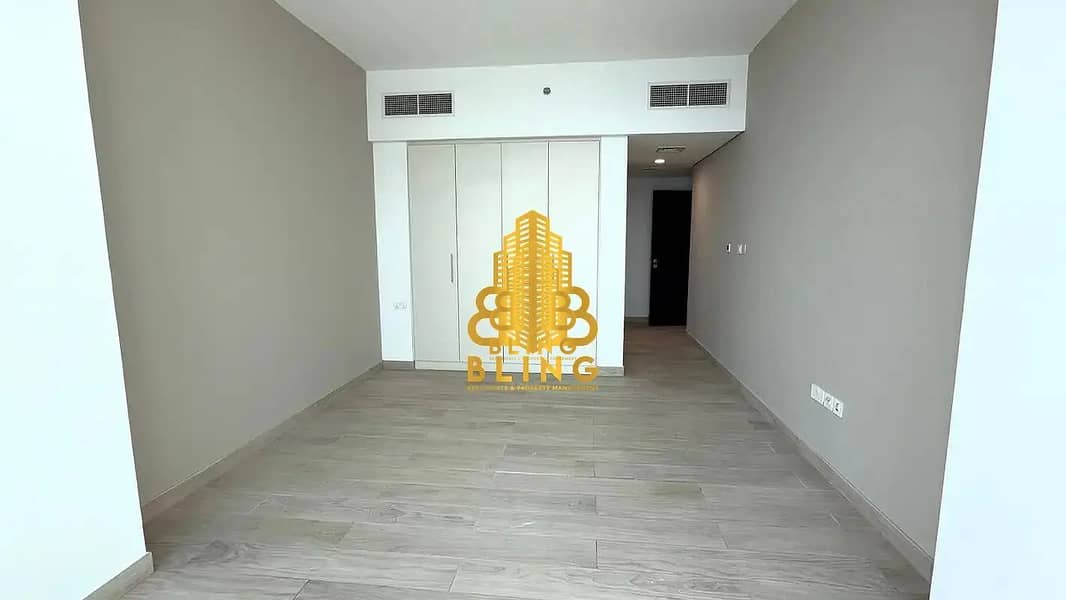 10 862133802-1066x800. webp