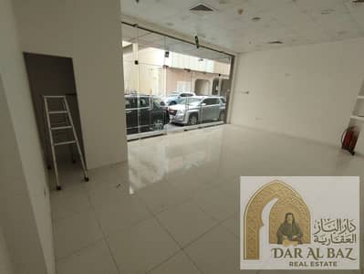 Shop para en Alquiler en Al Majaz, Sharjah - WhatsApp Image 2026-09-27 at 2.21. 17 PM. jpeg