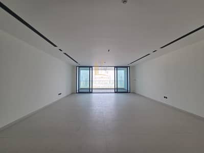 3 habitaciones Apartamento para en Venta en Al Khan, Sharjah - WhatsApp Image 2026-09-27 at 5.35. 49 PM. jpeg 3 habitaciones Apartamento para en Venta en Al Khan, Sharjah - WhatsApp Image 2026-09-27 at 5.35. 49 PM. jpeg