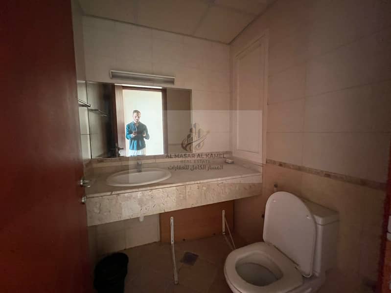 35 WhatsApp Image 2026-09-27 at 5.32. 34 PM. jpeg