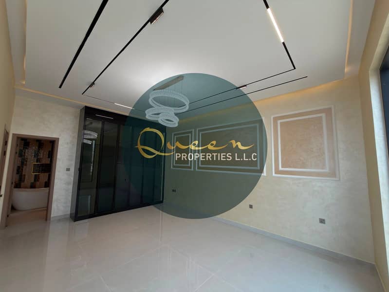 4 WhatsApp Image 2026-09-27 at 15.46. 47. jpeg
