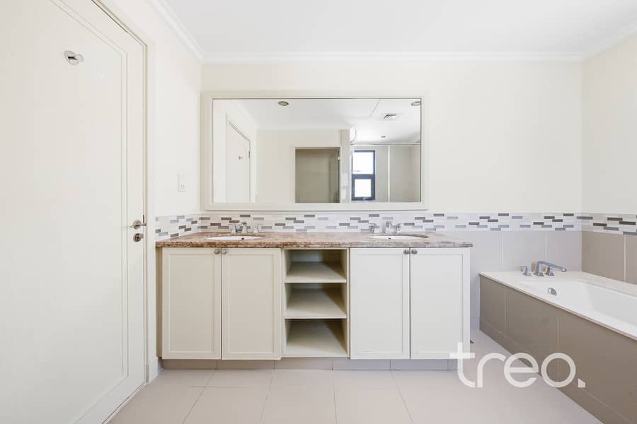 15 Watermarked-24. jpg