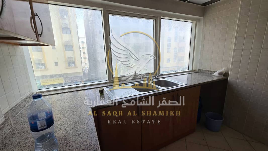 11 غرفة-وصالة-للا-يجار-1-غرف-المصلي-الشارقة-صورة-العقار-zx-001-11. jpg