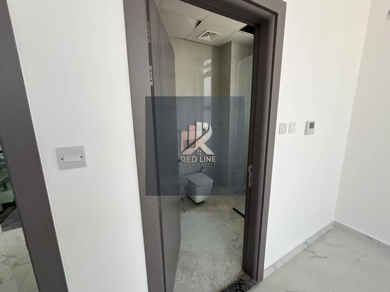 34 WhatsApp Image 2026-09-24 at 2.08. 13 PM (1). jpeg