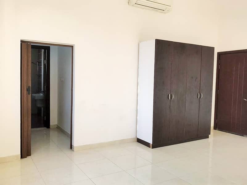 Квартира в Аль Мушриф，Аль Дафра Стрит, 38000 AED - 4520536