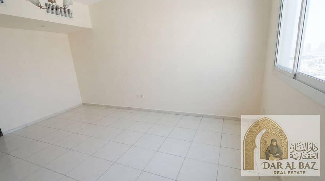 5 Enhance_real_estate_property_pho…_20260927095000. jpg