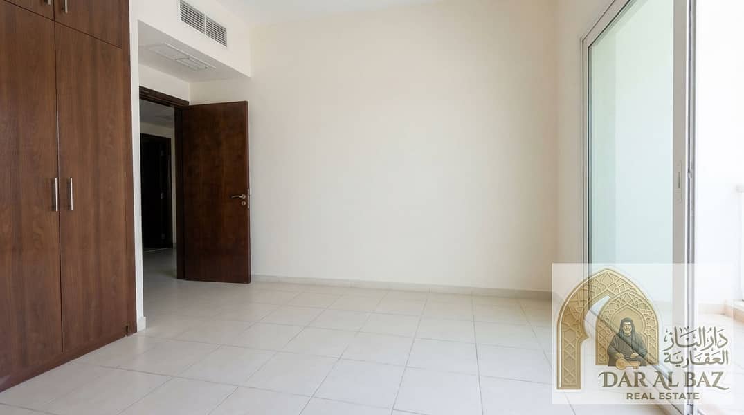 6 Enhancing_real_estate_listing_ph…_20260927094710. jpg