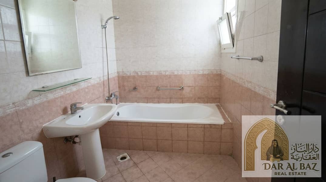 10 Enhance_real_estate_property_pho…_20260927095129. jpg
