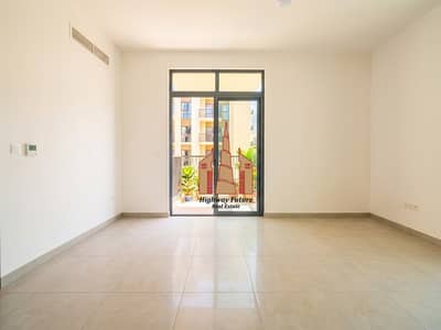 3 habitaciones Apartamento para en Venta en Al Khan, Sharjah - 2418. jpg
