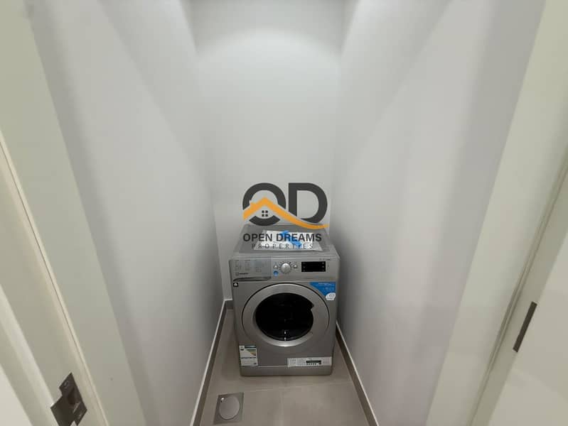 25 4b7f1443-8b97-4f1a-bb34-2d071c5e3e3f. jpg