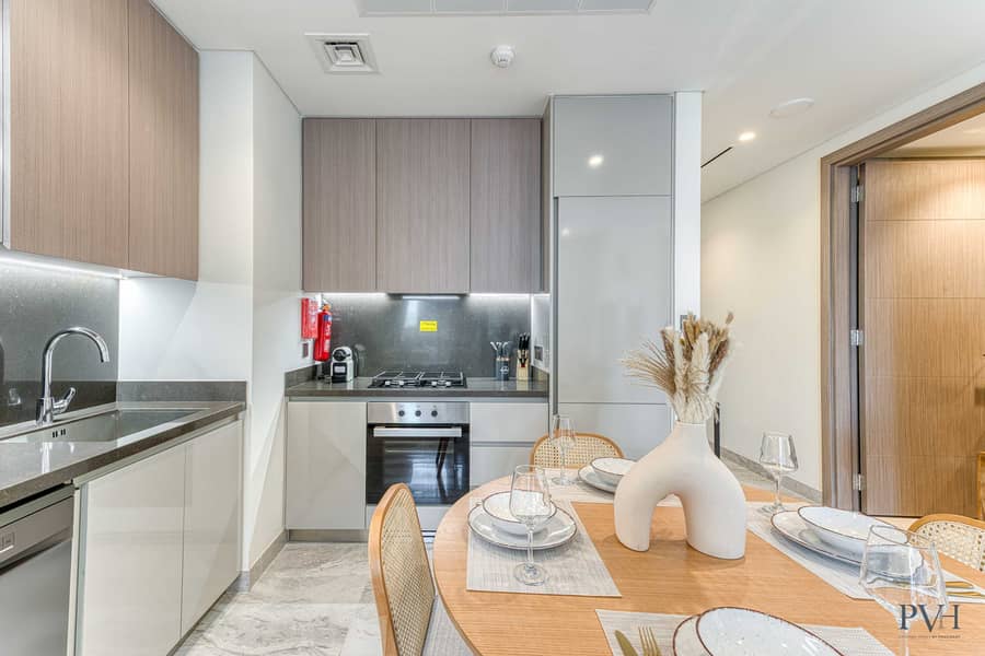 14 Apartment 411 Peninsula Five – Business Bay (8). jpg