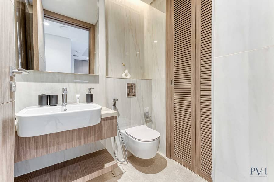 22 Apartment 411 Peninsula Five – Business Bay (17). jpg