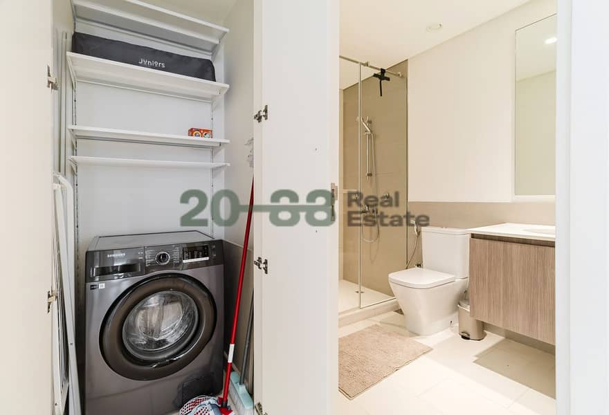 22 Executive One00018. jpg