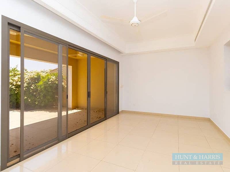 Villetta a schiera a Al Hamra Village,Al Hamra Village Town Houses, 4 camere da letto, 120000 AED - 16528735 Villetta a schiera a Al Hamra Village,Al Hamra Village Town Houses, 4 camere da letto, 120000 AED - 16528735