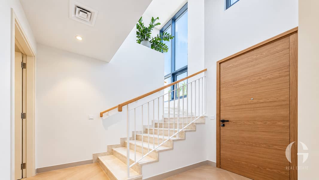 9 Image 9