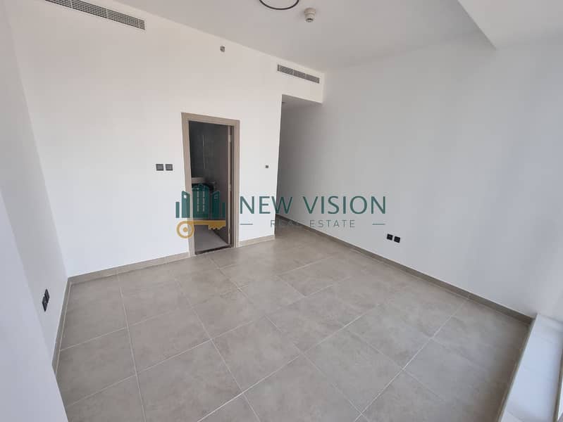 10 WhatsApp Image 2026-09-16 at 20.01. 19. jpeg