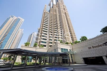 Spacious 1BR on High Floor with Old Town View Spacious 1BR on High Floor with Old Town View