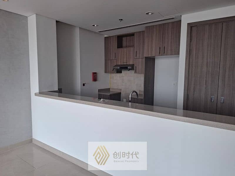 2 ee79fa96-77ef-4d98-8587-eb0db02ab3f9. jpg