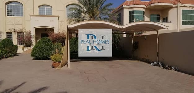 5 Bedroom with Maid! Swimming Pool! Well Maintained 5 Bedroom with Maid! Swimming Pool! Well Maintained