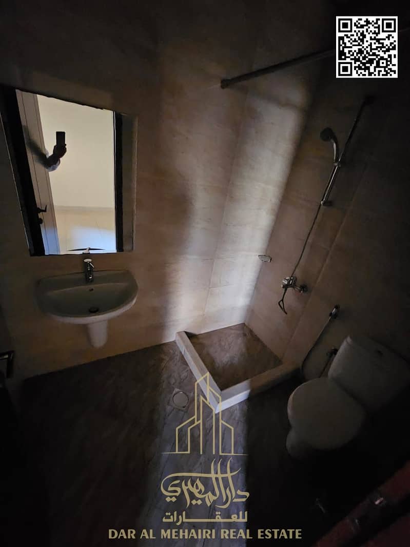 40 WhatsApp Image 2026-09-28 at 10.46. 31 AM (3)-watermarked. jpg