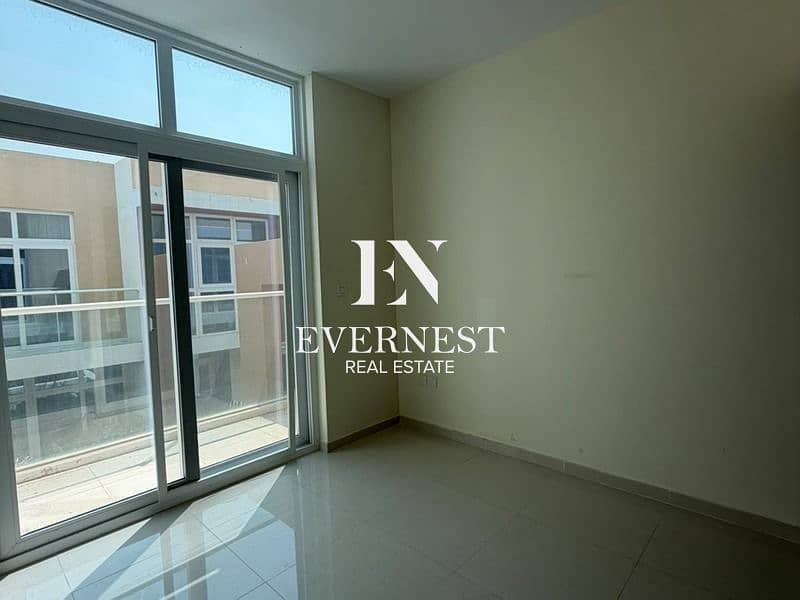 3 property_08_800x600. jpg