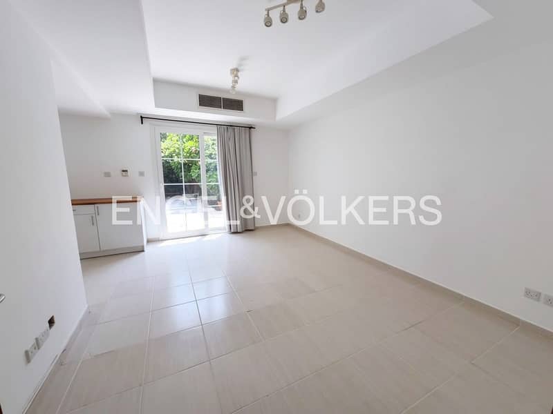 Unfurnished | Well Maintained | Vacant Unfurnished | Well Maintained | Vacant