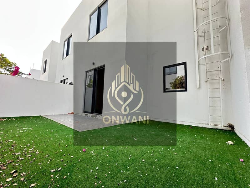 Rijwoning in Al Ghadeer,Al Ghadeer Phase 2, 2 slaapkamers, 1940000 AED - 16657705 Rijwoning in Al Ghadeer,Al Ghadeer Phase 2, 2 slaapkamers, 1940000 AED - 16657705