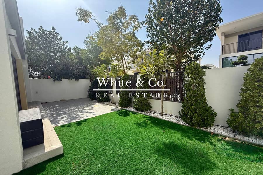 Available soon | Internal | Close to parks Available soon | Internal | Close to parks